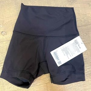 Lululemon wunder train hr short 4” size 0, black, nwt